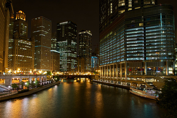 Chicago - Night View from Magnificent Mile